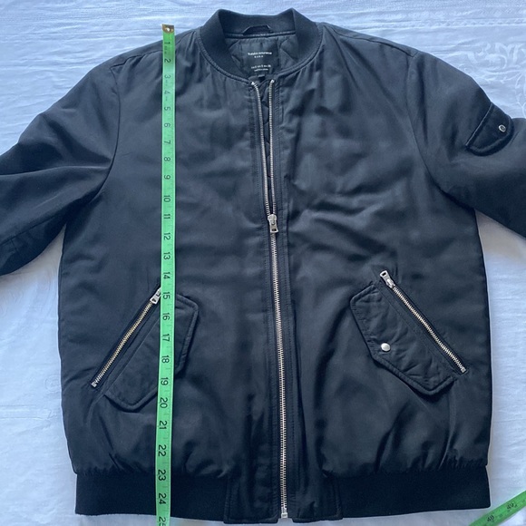 Zara black bomber style jacket. Light weight, quilted interior, zip front. Small - Picture 8 of 8